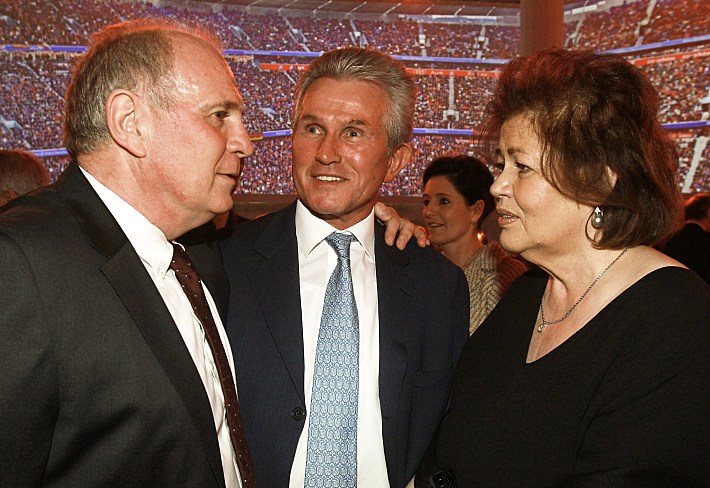 Ули ХЕНЕСС, Юпп ХАЙНКЕС и его жена ИРИС. Фото - REUTERS