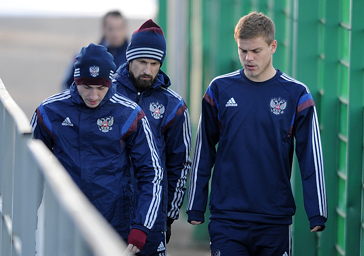 Александр КОКОРИН (справа) - все еще молодая российская надежда. Фото - Алексей ИВАНОВ,