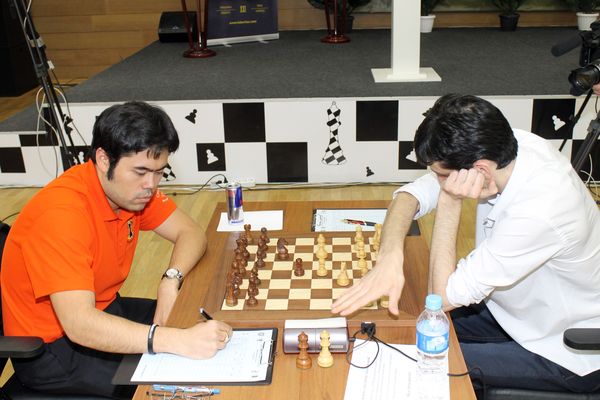 Хикару НАКАМУРА и Баадур ДЖОБАВА.