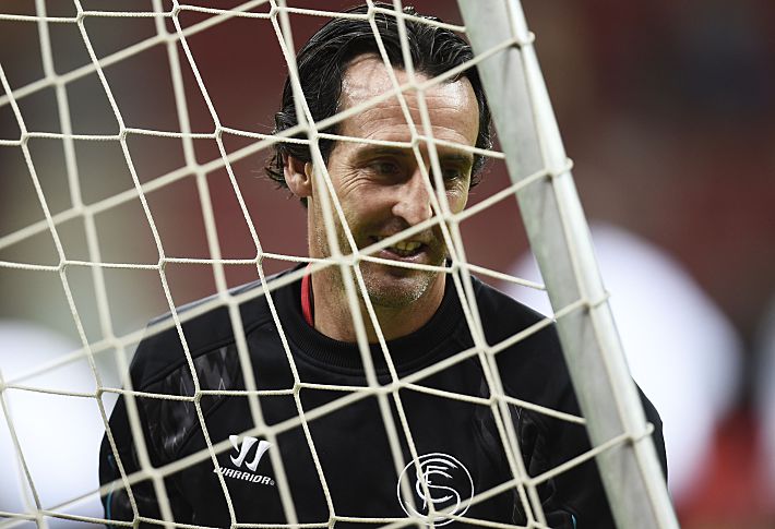 Унаи ЭМЕРИ на предматчевой тренировке