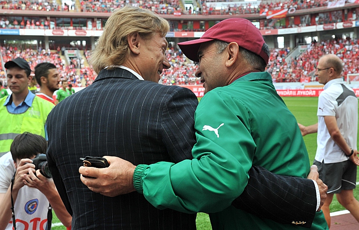 Курбан БЕРДЫЕВ (справа) с предшественником и преемником Унаи Эмери, Валерием КАРПИНЫМ. Фото - Алексей ИВАНОВ,