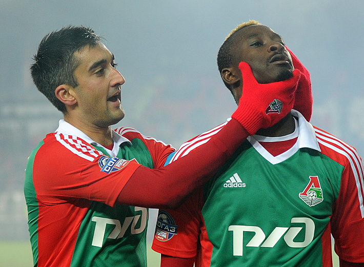 Даме НДОЙ (справа, слева - Александр САМЕДОВ) зимой сменил РФПЛ на английскую премьер-лигу - и вылетел в чемпионшип с