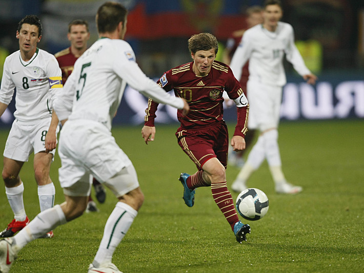 18 ноября 2009 года. Марибор. Словения - Россия - 1:0. Это поражение поставило крест на желании Андрея АРШАВИНА попробовать ЧМ на зуб. Фото Александр ФЕДОРОВ,