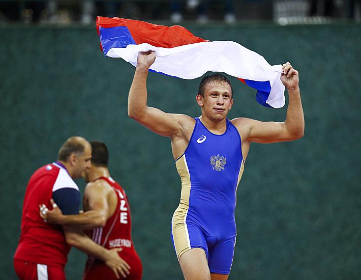 Сегодня. Баку. Евгений САЛЕЕВ принес России второе золото Игр. Фото - AFP