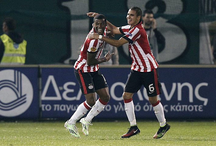 Джорджиньо ВАЙНАЛДУМ (слева). Фото - REUTERS