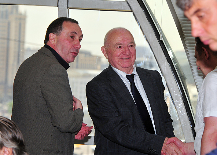 Вчера. Москва. Евгений ГИНЕР и Никита СИМОНЯН. Фото Александр ФЕДОРОВ,