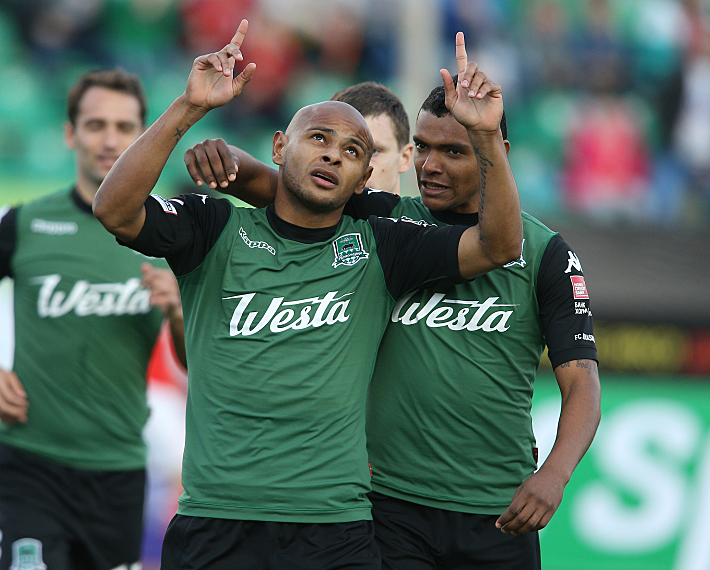 АРИ и ВАНДЕРСОН. Фото Виталий ТИМКИВ