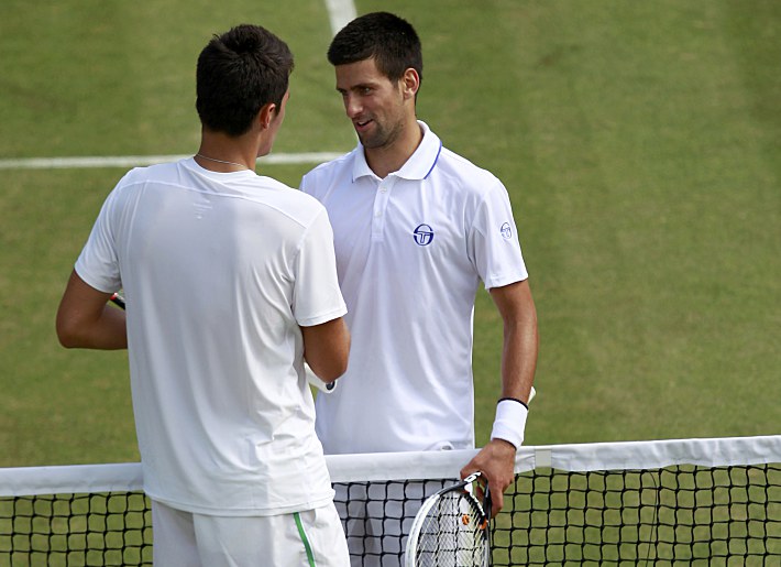 Бернард ТОМИЧ и Новак ДЖОКОВИЧ. Фото REUTERS