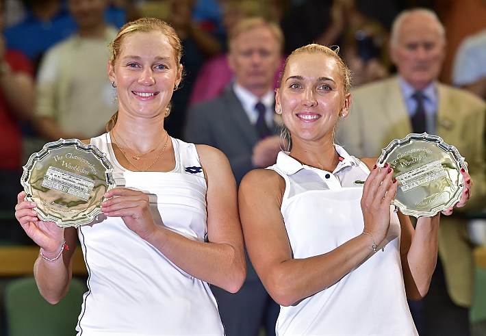Финалистки парного турнира Екатерина МАКАРОВА и Елена ВЕСНИНА. Фото - AFP