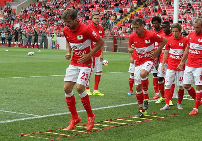 Дмитрий (№23) и Кирилл КОМБАРОВЫ снова вместе. Фото – fratria.ru