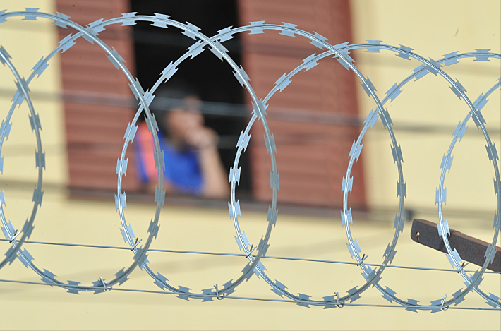 На чемпионате мира-2014 сборная России жила за колючей проволокой. Фото - Александр ФЕДОРОВ,