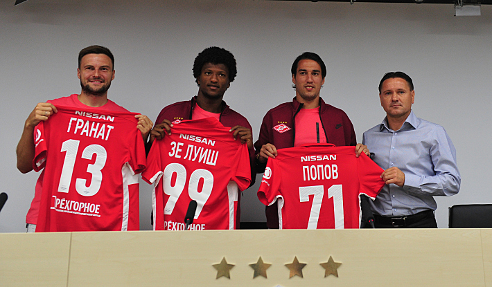 Владимир ГРАНАТ, ЗЕ ЛУИШ, Ивелин ПОПОВ и Дмитрий АЛЕНИЧЕВ. Фото Александр ФЕДОРОВ,