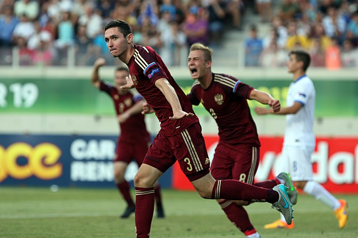 Никита ЧЕРНОВ (3). Фото AFP