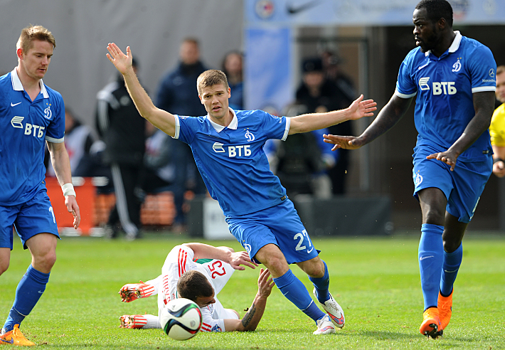 Томаш ГУБОЧАН, Игорь ДЕНИСОВ и Кристофер САМБА. Фото - Алексей ИВАНОВ,