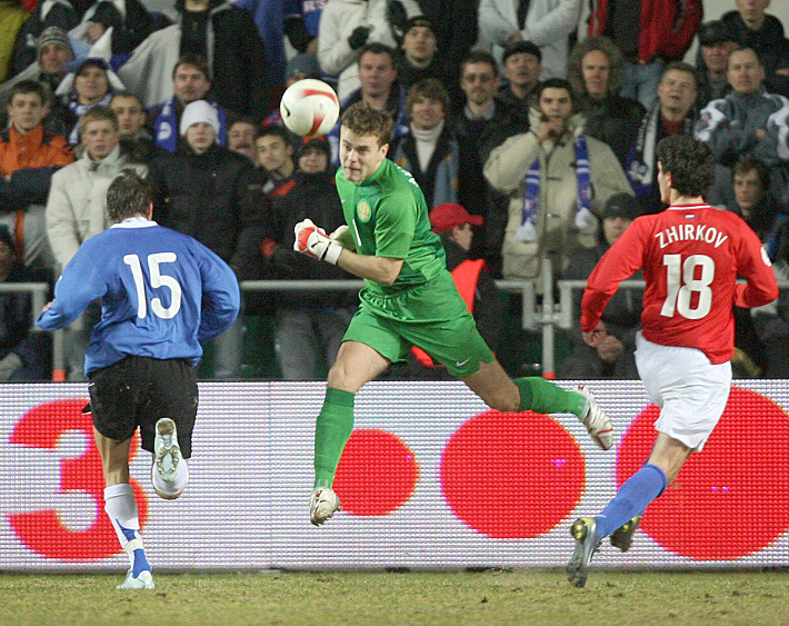 24 марта 2007 года. Таллин. Эстония - Россия - 0:2. На выходе играет Игорь АКИНФЕЕВ. Фото Татьяна ДОРОГУТИНА