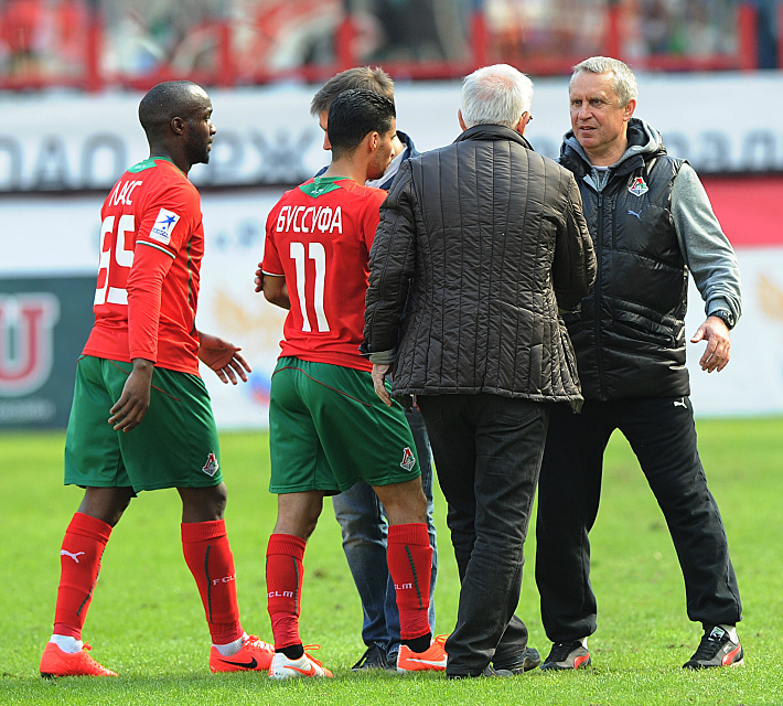 Леонид КУЧУК (справа) покинул