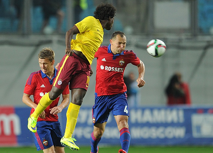 Коста НАМОЙНЕСУ против Сергея ИГНАШЕВИЧА и Понтуса ВЕРНБЛУМА. Фото Алексей ИВАНОВ,